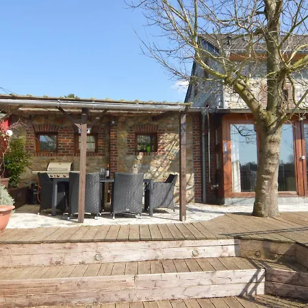 Immaculate Holiday Home, A Base Camp For Countless Trips And 15 Km From Aachen