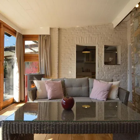 Ferienhaus Immaculate Holiday Home, A Base Camp For Countless Trips And 15 Km From Aachen