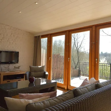 Immaculate Holiday Home, A Base Camp For Countless Trips And 15 Km From Aachen Ferienhaus