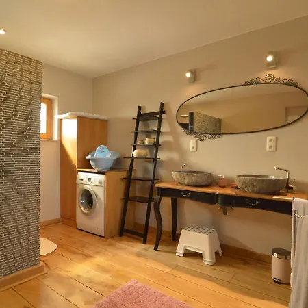Immaculate Holiday Home, A Base Camp For Countless Trips And 15 Km From Aachen Ferienhaus Plombières