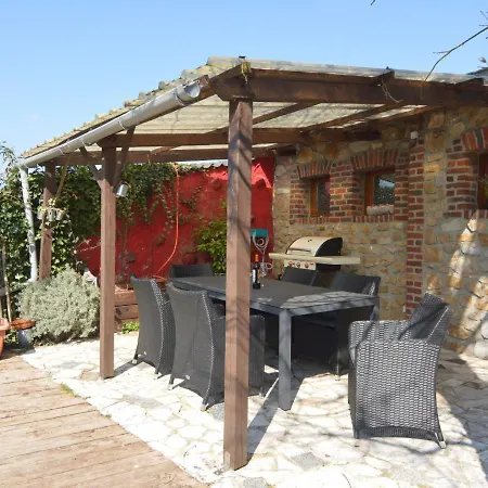 Immaculate Holiday Home, A Base Camp For Countless Trips And 15 Km From Aachen Casa vacanze *