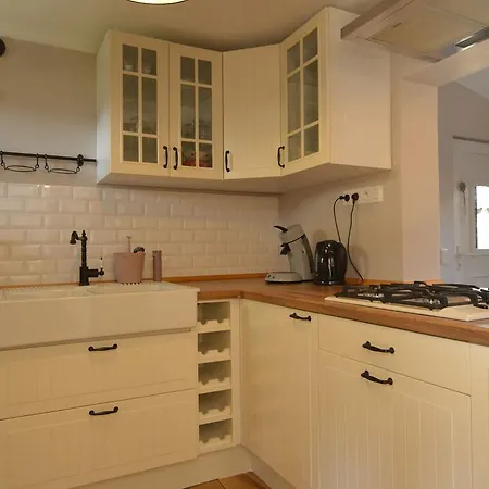 Immaculate Holiday Home, A Base Camp For Countless Trips And 15 Km From Aachen Plombières